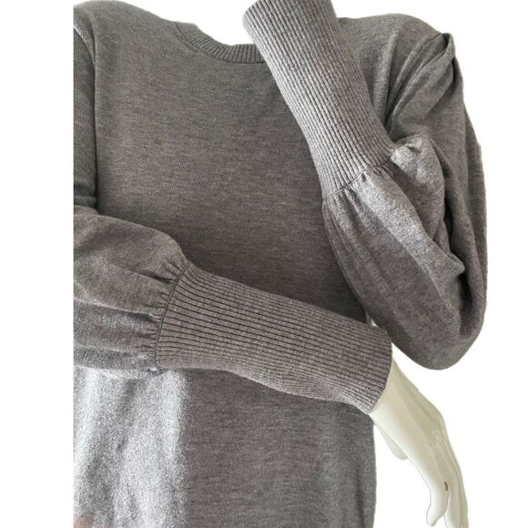 Magaschoni Gray Light Weight Sweater - Picture 4 of 5